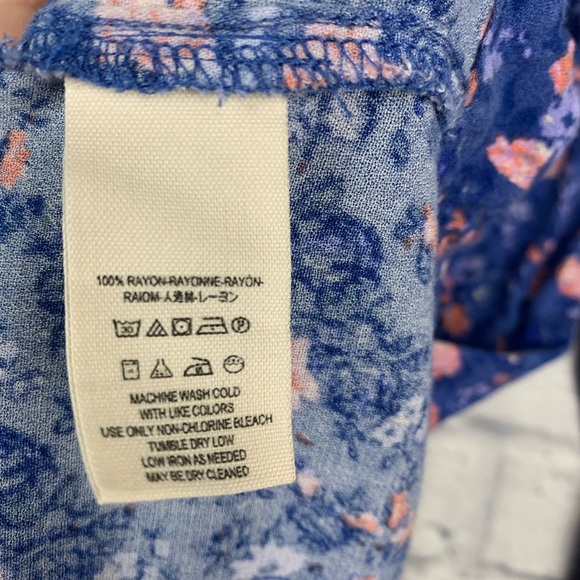 FP Free People Wildflower Fields Henley Tunic Blue Floral Top Boho Prairie XS - Picture 11 of 13